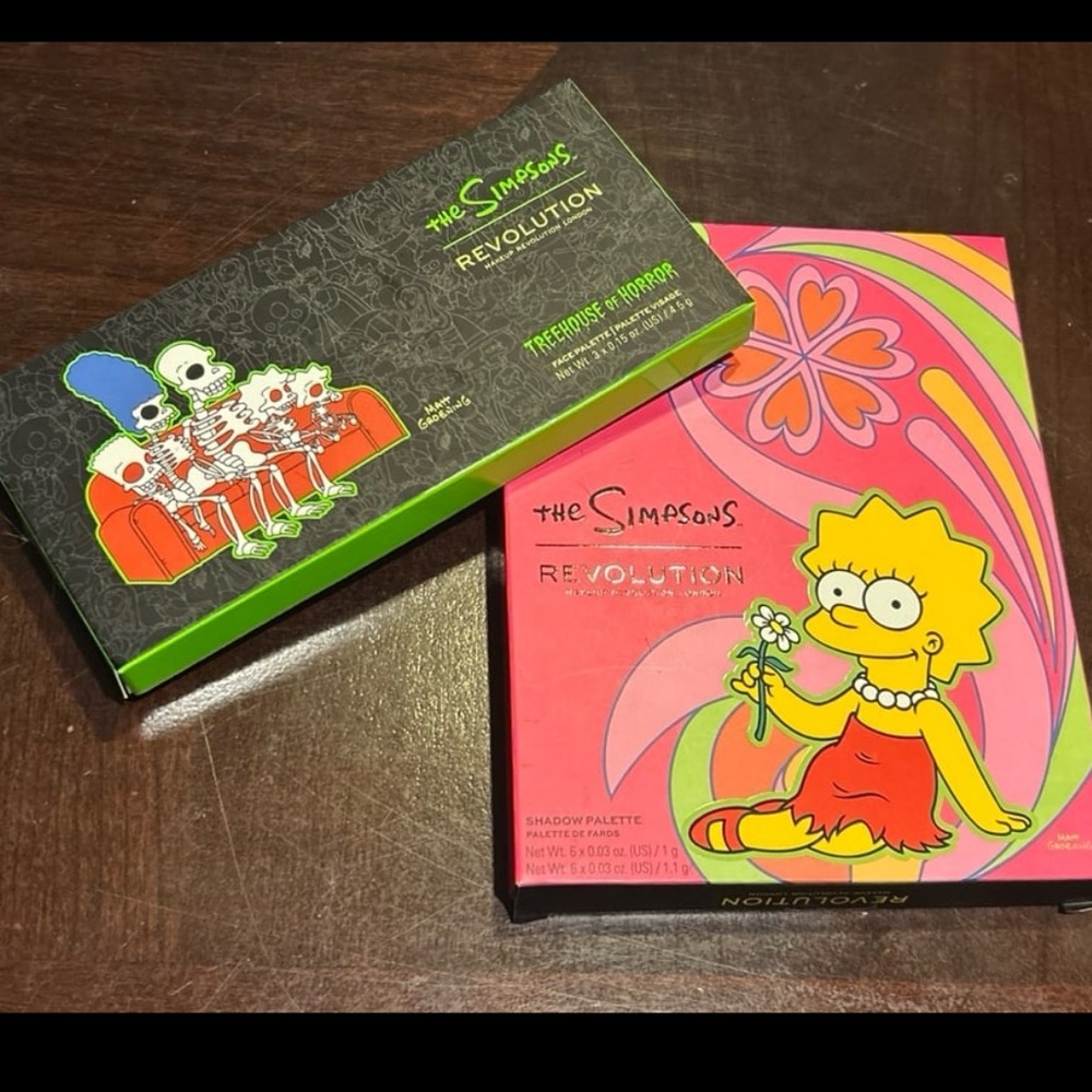 Revolution The Simpsons Summer of Love Eyeshadow Palette